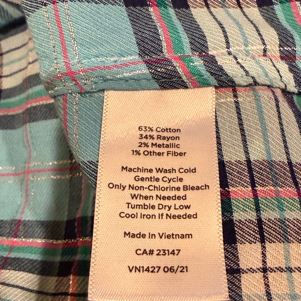 Talbots women’s blue plaid shirt like new MP - Picture 5 of 5